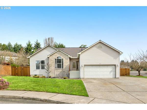 703 E STONECREEK DR, La Center, WA 98629