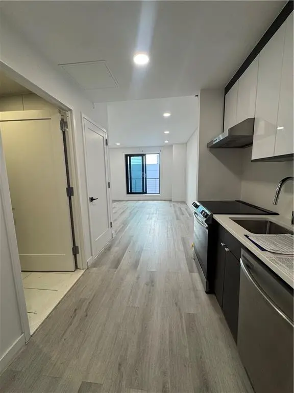 1238 63rd ST #D306, Brooklyn, NY 11219