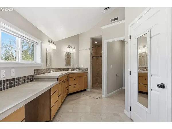 753 64TH ST, Springfield, OR 97478