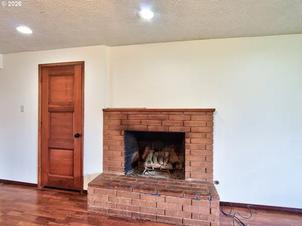 10713 SE 55TH AVE, Milwaukie, OR 97222