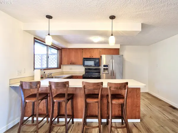 10713 SE 55TH AVE, Milwaukie, OR 97222