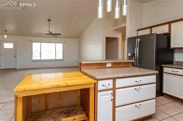 1327 N Blazing Star LN, Pueblo West, CO 81007