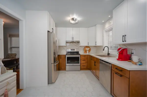 43 Dunnett DR, Barrie, ON L4N 0J7