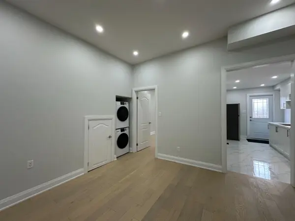 211 Osler ST #Main Floor, Toronto W03, ON M6N 2Z2