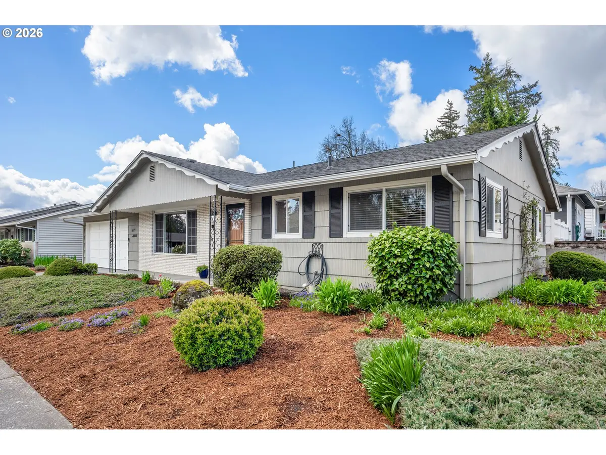 16375 SW ROYALTY PKWY, King City, OR 97224