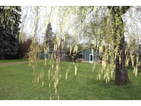 152 RANDALL ST, Oregon City, OR 97045