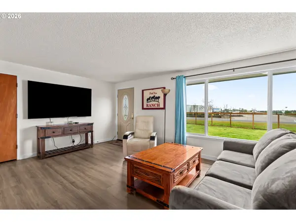 29334 MEADOWVIEW RD, Junction City, OR 97448