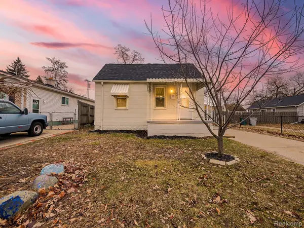 23352 Powell AVE, Hazel Park, MI 48030