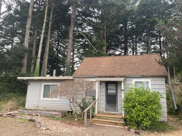6721 RHODODENDRON AVE, Gleneden Beach, OR 97388