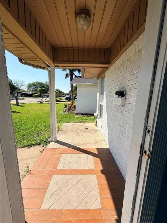 1915 N O Connor Road, Irving, TX 75061