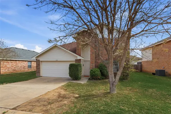 12121 Arbor Lake Road, Rhome, TX 76078