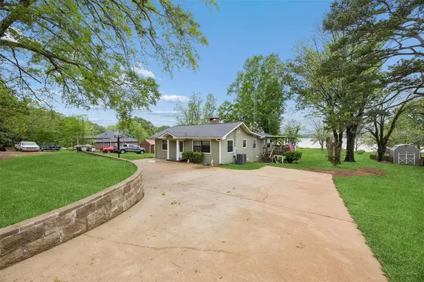 16340 County Road 4256 S, Henderson, TX 75654