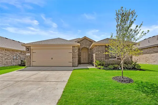 529 Marsh Street, Cleburne, TX 76033