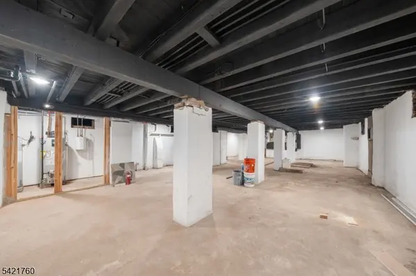 261-263 Elizabeth Ave, Elizabeth City, NJ 07206