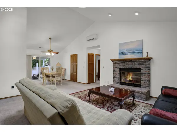 2191 WILLOW ST, Florence, OR 97439