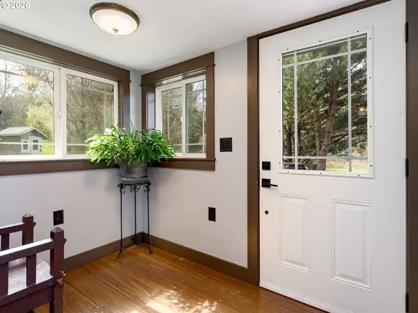 66221 ANLIKER RD, Deer Island, OR 97054