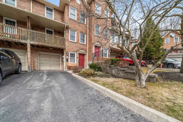 3 Warbrick LN, Caledon, ON L7E 1G3