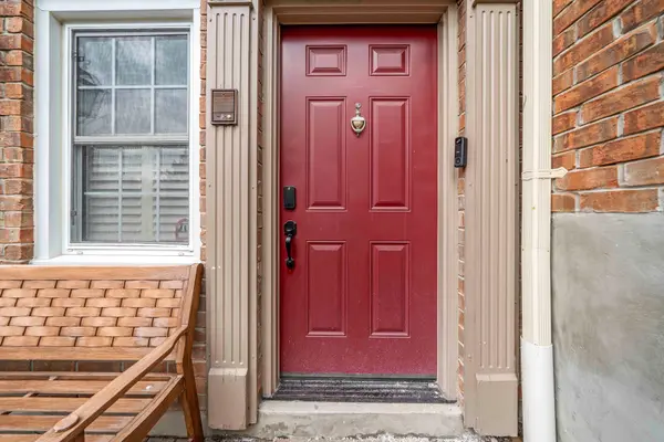 3 Warbrick LN, Caledon, ON L7E 1G3