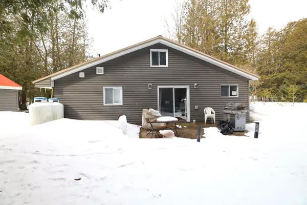 79 Parkside AVE, South Bruce Peninsula, ON N0H 2T0