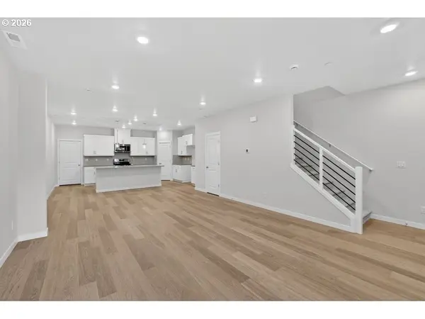 3723 SW KNAPP DR, Gresham, OR 97080