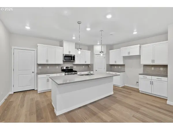 3723 SW KNAPP DR, Gresham, OR 97080