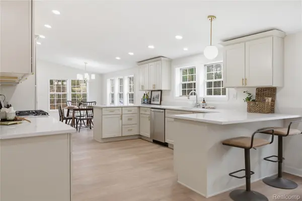 5350 List RD, Waterloo Township, MI 49240