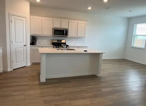 8012 Lindheimer Lane, Mckinney, TX 75071