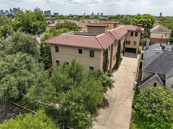 4323 Gilbert Avenue #4, Dallas, TX 75219