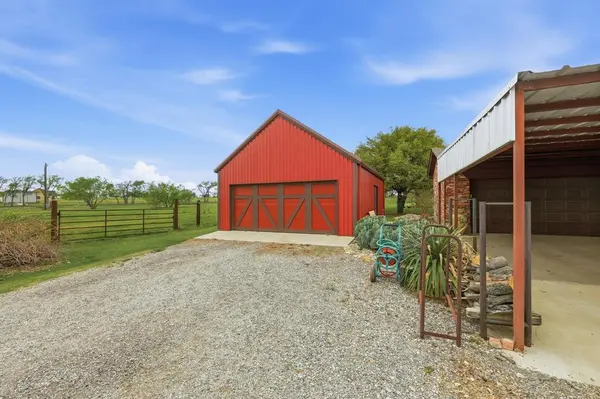 10965 Swafford Road, Justin, TX 76247