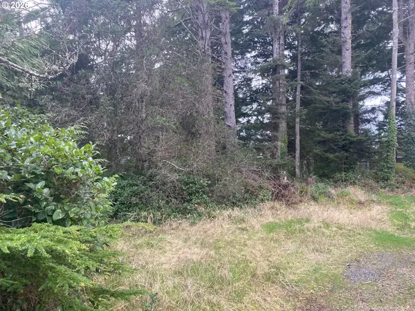 2300 Rhododendron AVE, Gleneden Beach, OR 97388