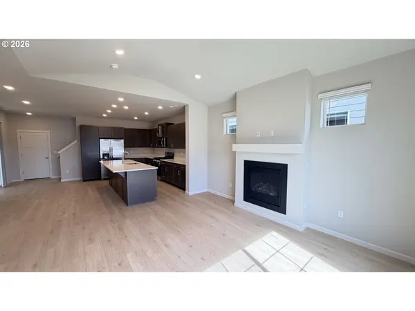 31807 NW TIMERIC DR, North Plains, OR 97133