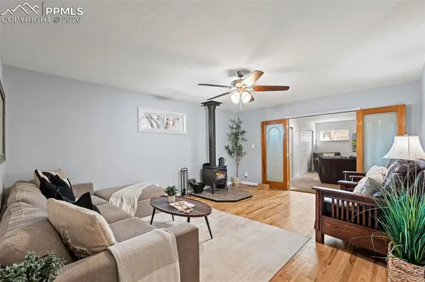 1323 Server DR, Colorado Springs, CO 80910