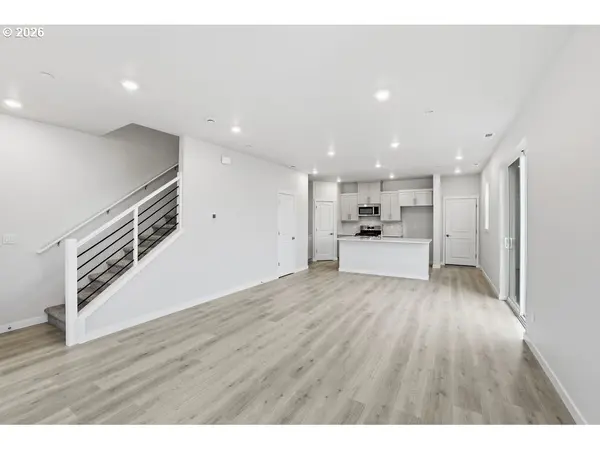 3724 SW 40TH ST, Gresham, OR 97080