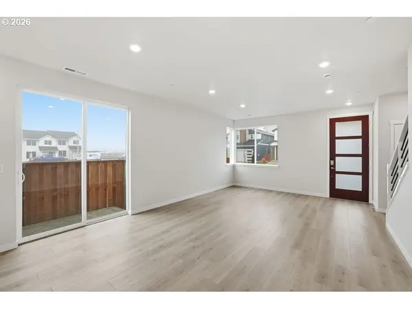 3724 SW 40TH ST, Gresham, OR 97080