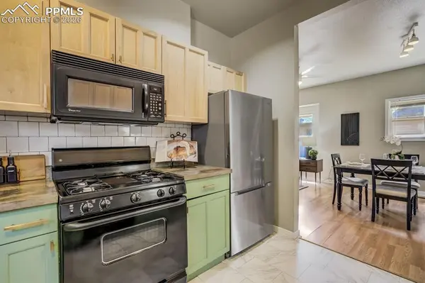 718 Sahwatch ST, Colorado Springs, CO 80903