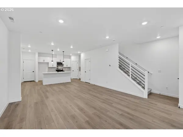 3704 SW 40TH ST, Gresham, OR 97080