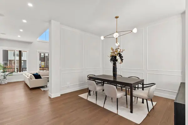 102 South Shore RD, Chestermere, AB T1X 3G2