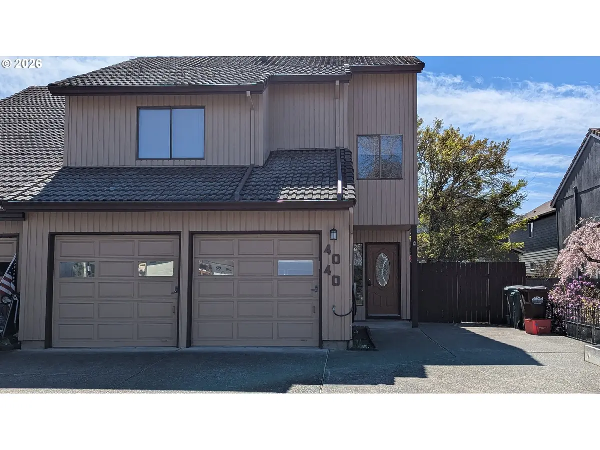 4040 SE WYNNWOOD DR, Hillsboro, OR 97123