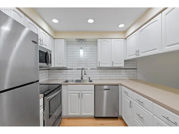 5561 SW MULTNOMAH BLVD, Portland, OR 97219