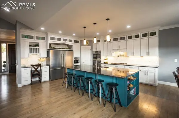 1747 Islehurst LN, Monument, CO 80132