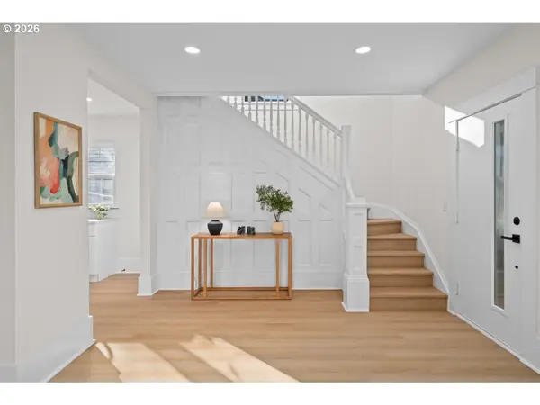 2136 N WEBSTER ST, Portland, OR 97217