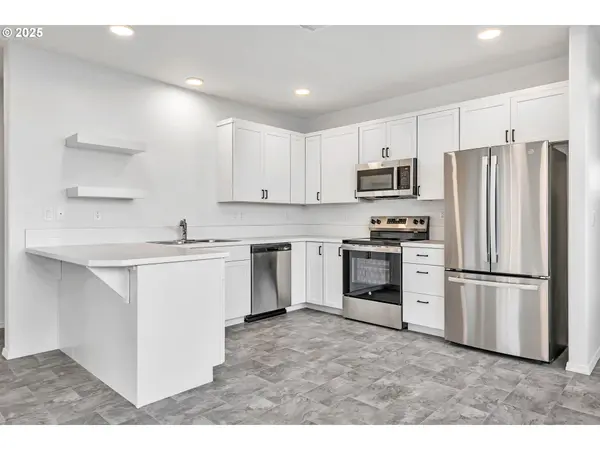 1171/1173 S 43RD PL, Springfield, OR 97478