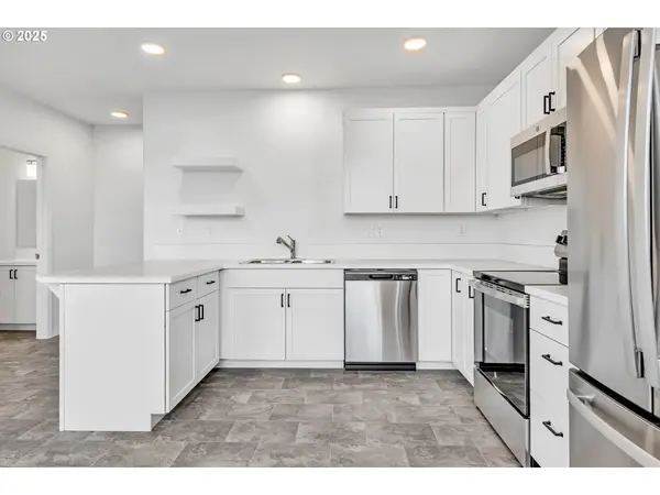 1171/1173 S 43RD PL, Springfield, OR 97478