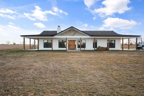 618 Minnis Road, Collinsville, TX 76233