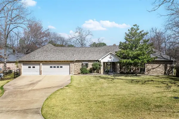 101 E Beverly Drive, Malakoff, TX 75148