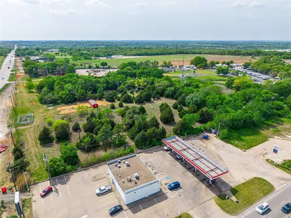 6731 Conveyor Drive, Burleson, TX 76031