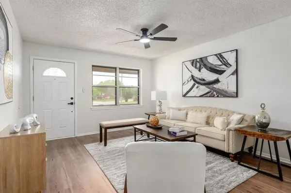 404 Southern Court, Saginaw, TX 76179