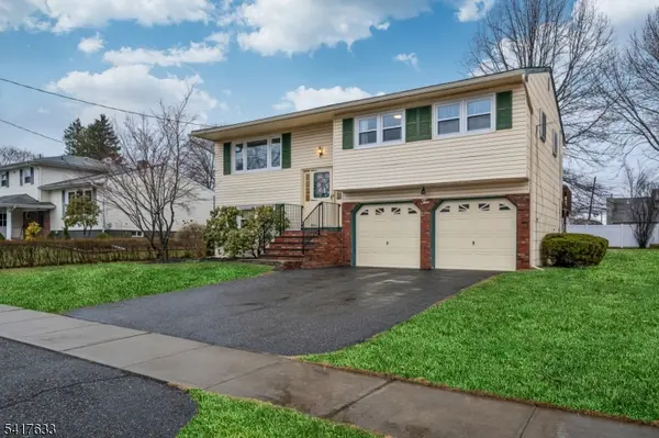 10 Falcon Rd, Mount Olive Twp., NJ 07836