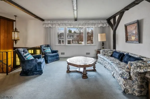 10 Falcon Rd, Mount Olive Twp., NJ 07836