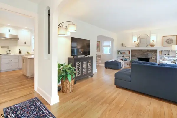 341 Essex Ave, Bloomfield Twp., NJ 07003